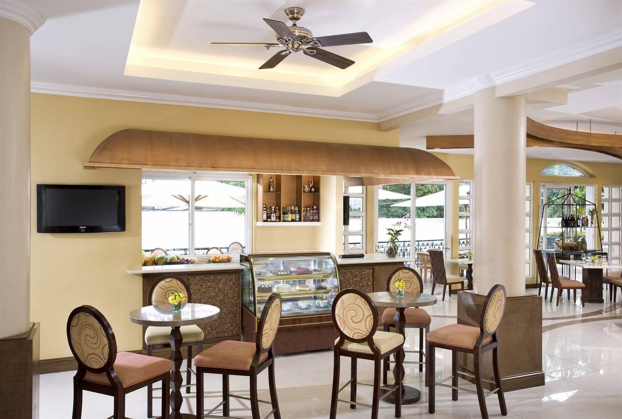 Hotel Venezia Legazpi Extérieur photo