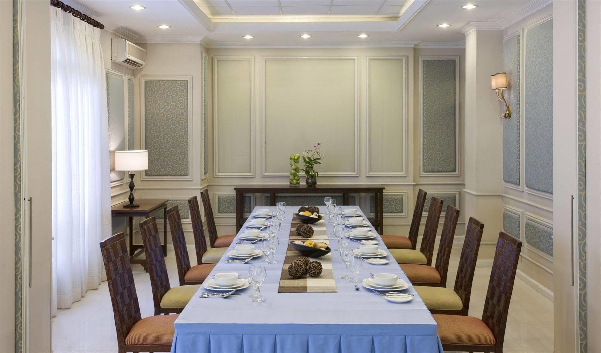Hotel Venezia Legazpi Extérieur photo